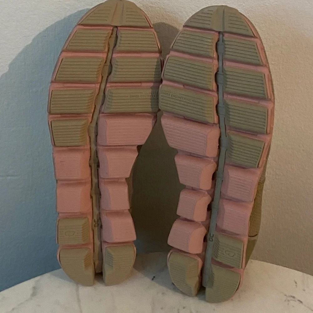 On Cloud X Running Shoes Sand Rose